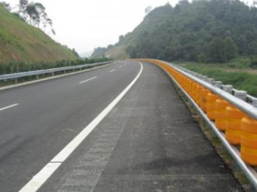 湖南眾志程交通設施有限公司,湖南波形護欄,高速防撞護欄